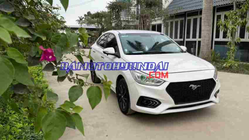 Cần bán Hyundai Accent 1.4 MT Máy xăng 2018 màu Trắng