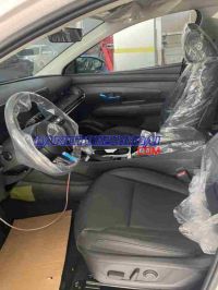Hyundai Tucson 2.0 AT Tiêu chuẩn model 2025, Crossover