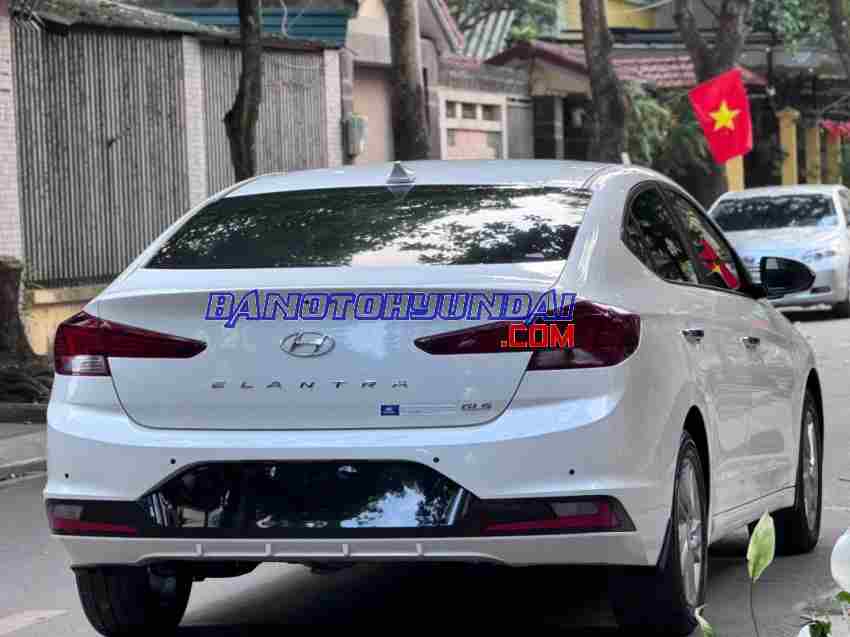 Cần bán xe Hyundai Elantra 1.6 AT sx 2019