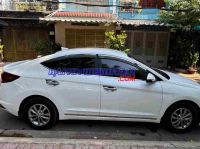 Cần bán Hyundai Elantra 1.6 MT 2021 - Số tay