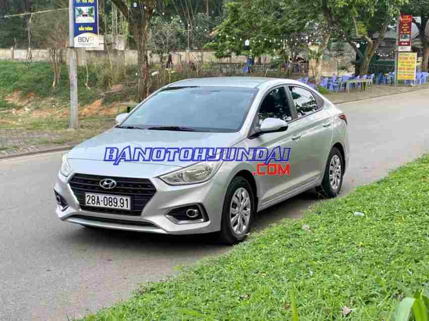 Cần bán Hyundai Accent 1.4 MT Base Máy xăng 2019 màu Bạc