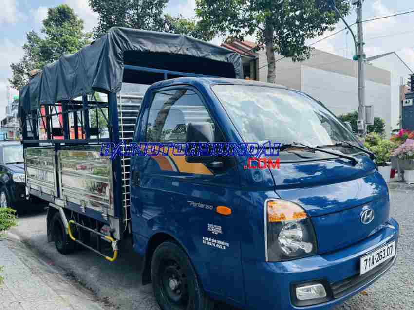 Cần bán gấp xe Hyundai Porter H150 Thùng Bạt 2021 màu Xanh