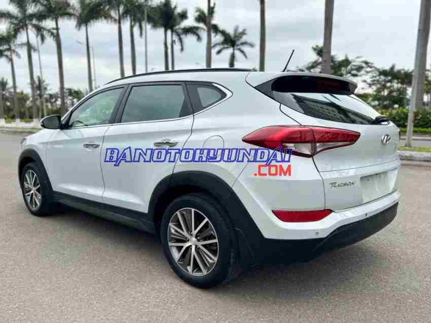 Bán xe Hyundai Tucson 2.0 ATH sx 2015 - giá rẻ