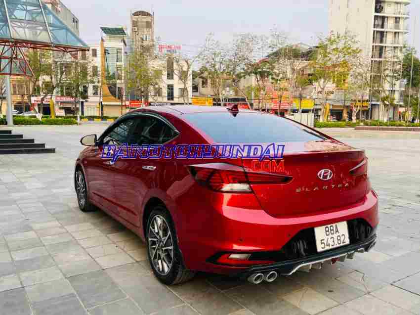 Cần bán Hyundai Elantra 2.0 AT 2020 - Số tự động