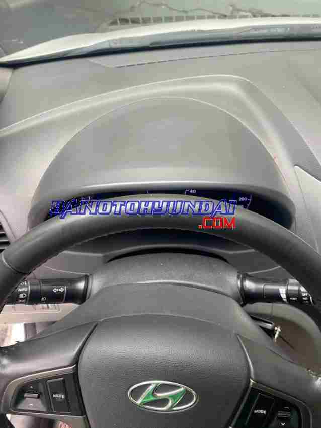 Cần bán nhanh Hyundai Accent 1.4 AT 2015 cực đẹp