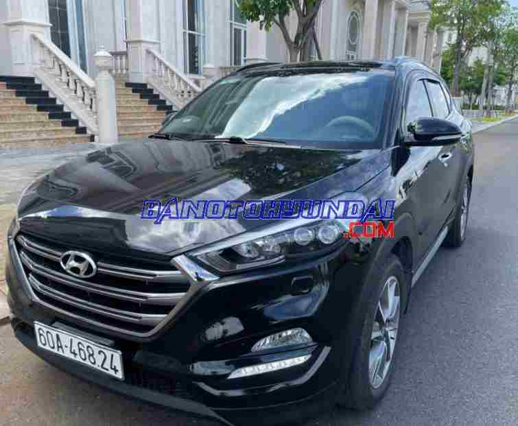 Cần bán gấp xe Hyundai Tucson 2.0 AT CRDi 2018 màu Đen
