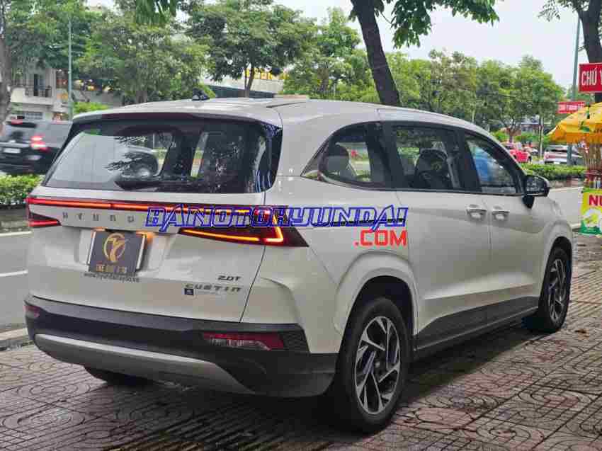 Cần bán xe Hyundai Custin Cao Cấp 2.0T màu Trắng 2024