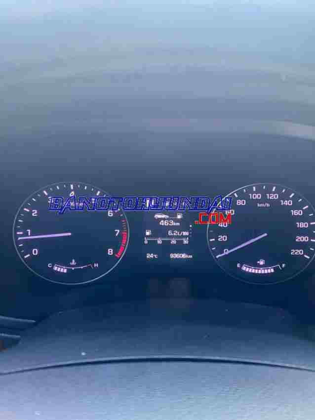 Cần bán Hyundai i20 Active 1.4 AT Máy xăng 2015 màu Nâu