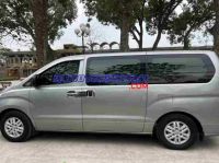 Cần bán xe Hyundai Grand Starex 2.5 MT 2016 Số tay màu Bạc