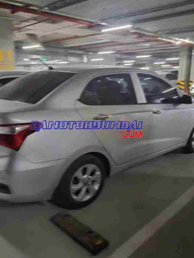 Cần bán xe Hyundai i10 Grand 1.2 AT màu Bạc 2020