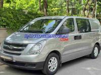 Hyundai Grand Starex Van 2.4 MT 2015 Số tay cực đẹp!