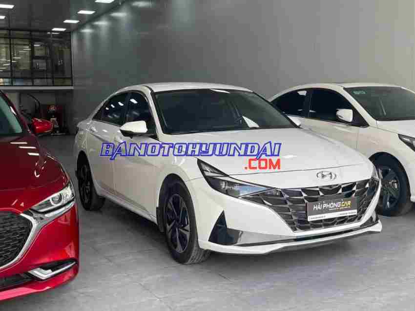 Hyundai Elantra 2.0 AT Cao cấp 2023 Số tự động giá đẹp