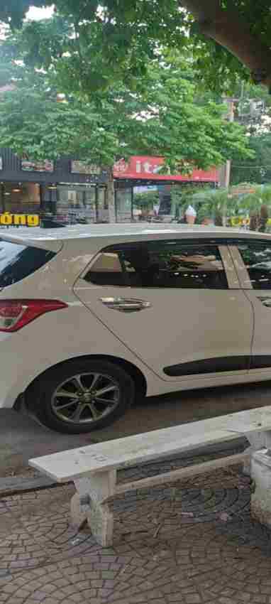 Bán Hyundai i10 Grand 1.0 AT 2015 - Trắng
