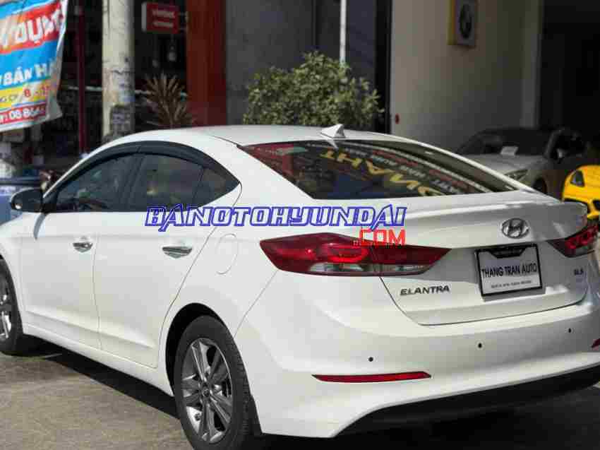 Hyundai Elantra 1.6 AT 2018 Máy xăng đẹp long lanh