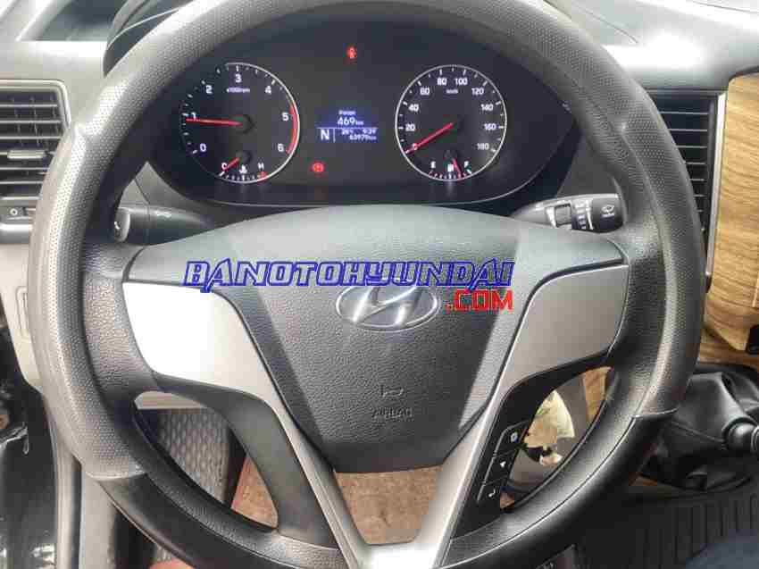 Cần bán xe Hyundai Solati Limousine 2.5 MT đời 2021