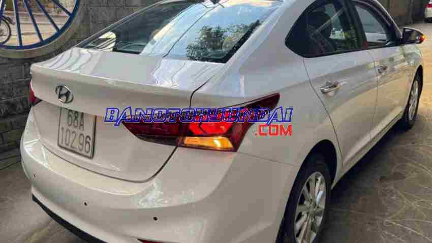Cần bán gấp Hyundai Accent 1.4 MT 2018 - Xe đẹp - Giá tốt