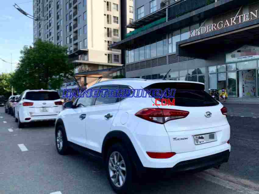 Cần bán xe Hyundai Tucson 2.0 AT 2016 Số tự động màu Trắng