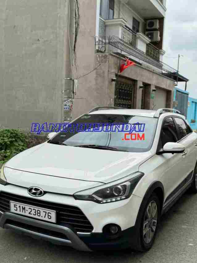 Cần bán xe Hyundai i20 Active 1.4 AT 2015, xe đẹp