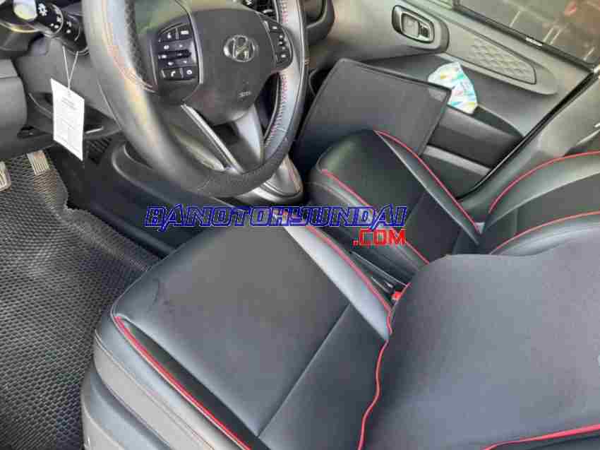 Cần bán gấp Hyundai i10 1.2 AT đời 2023, màu Trắng