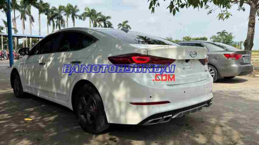 Cần bán xe Hyundai Elantra Số tay 2019