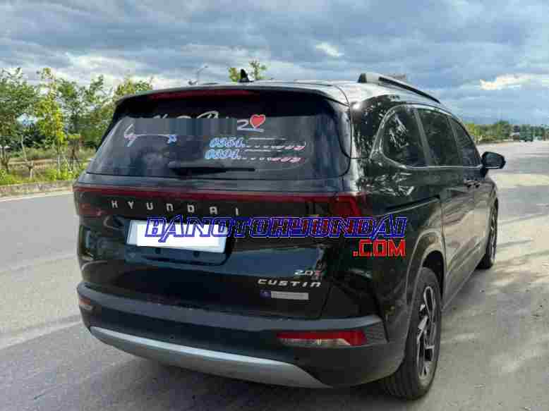 Bán Hyundai Custin Cao Cấp 2.0T 2024 - Đen