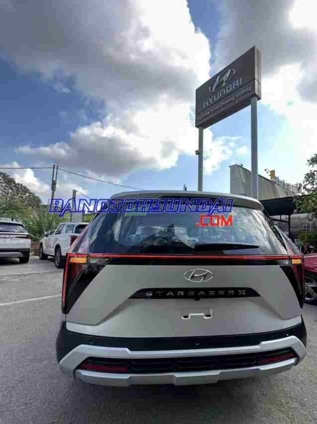 Bán xe Hyundai Stargazer X 1.5 AT 2025, màu Bạc