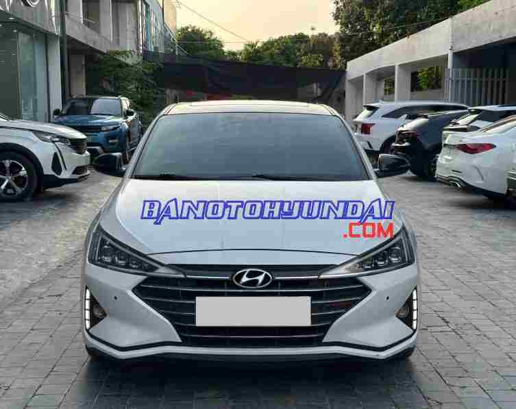 Xe Hyundai Elantra 2.0 AT đời 2020 đẹp bán gấp