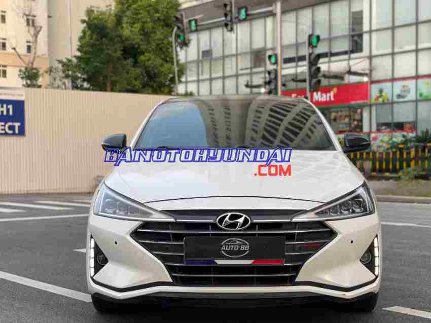 Cần bán xe Hyundai Elantra 2.0 AT 2020, xe đẹp
