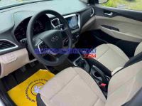 Cần bán gấp xe Hyundai Accent 1.4 MT Tiêu Chuẩn năm 2021, màu Trắng, Số tay