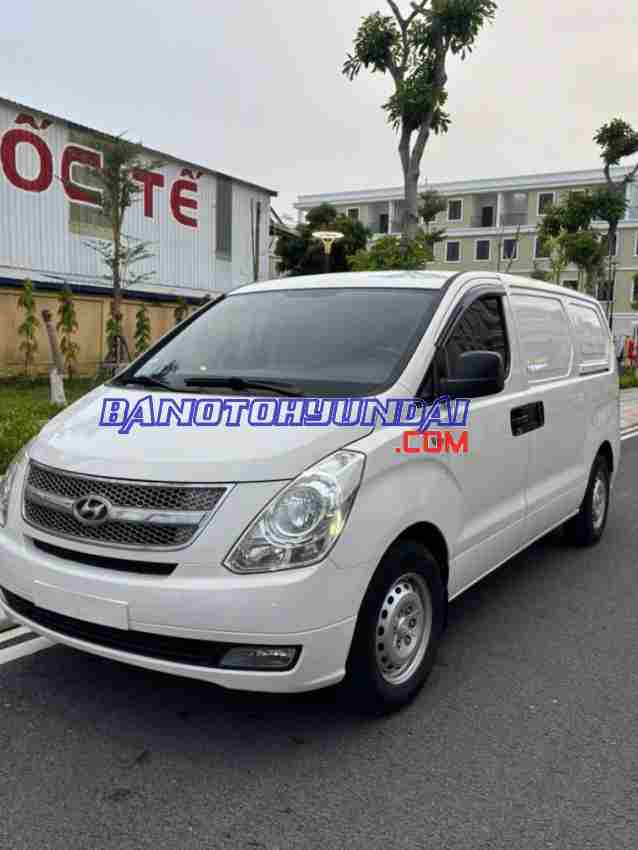 Hyundai Grand Starex Van 2.5 MT 2010 Số tay giá đẹp