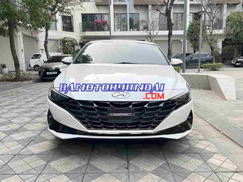 Cần bán gấp Hyundai Elantra 1.6 AT Đặc biệt năm 2023 giá cực tốt