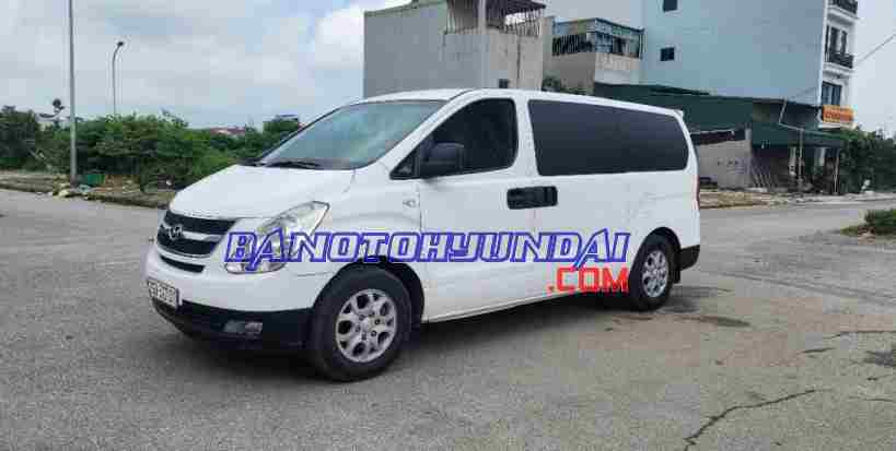 Cần bán gấp xe Hyundai Grand Starex Van 2.5 MT năm 2009, màu Trắng, Số tay