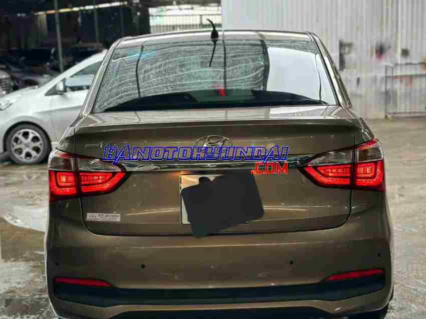 Cần bán gấp Hyundai i10 Grand 1.2 MT đời 2019, màu Nâu
