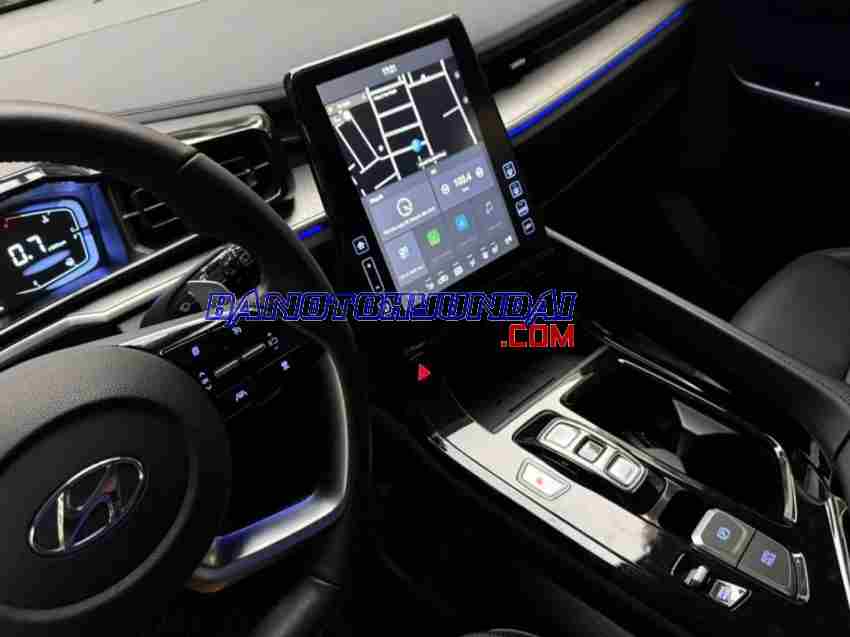 Cần bán gấp xe Hyundai Custin Cao Cấp 2.0T 2023 màu Trắng