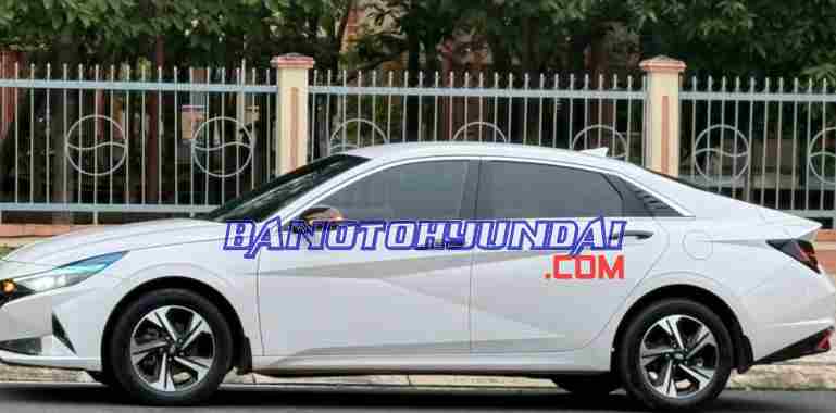 Hyundai Elantra 1.6 AT Đặc biệt 2022 Số tự động cực đẹp!