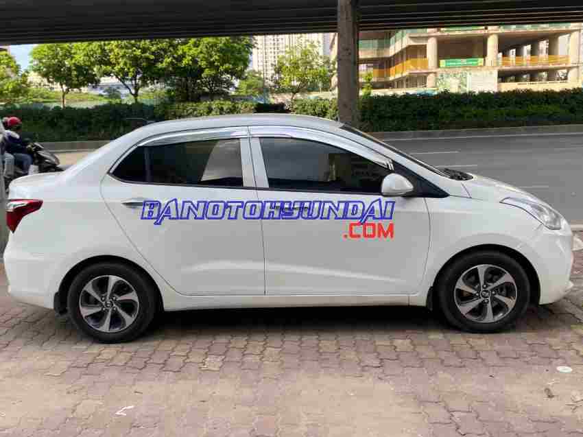 Cần bán xe Hyundai i10 Grand 1.2 AT màu Trắng 2018