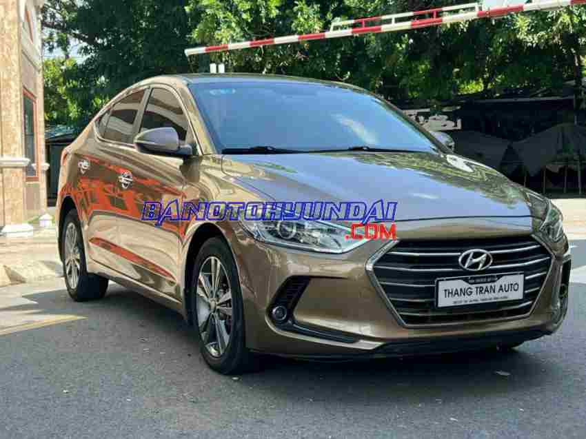 Xe Hyundai Elantra 1.6 AT đời 2016 đẹp bán gấp