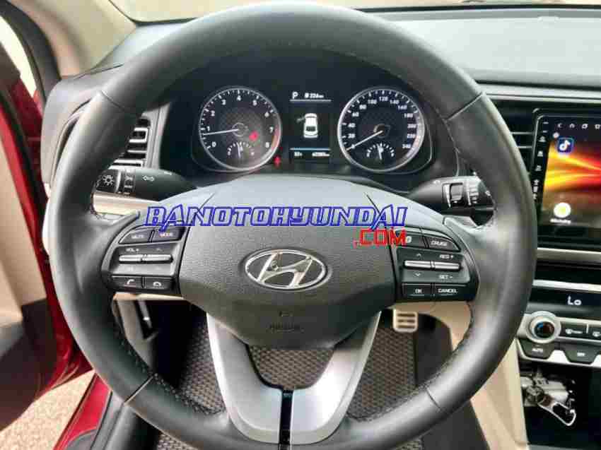 Cần bán Hyundai Elantra 2.0 AT đời 2020