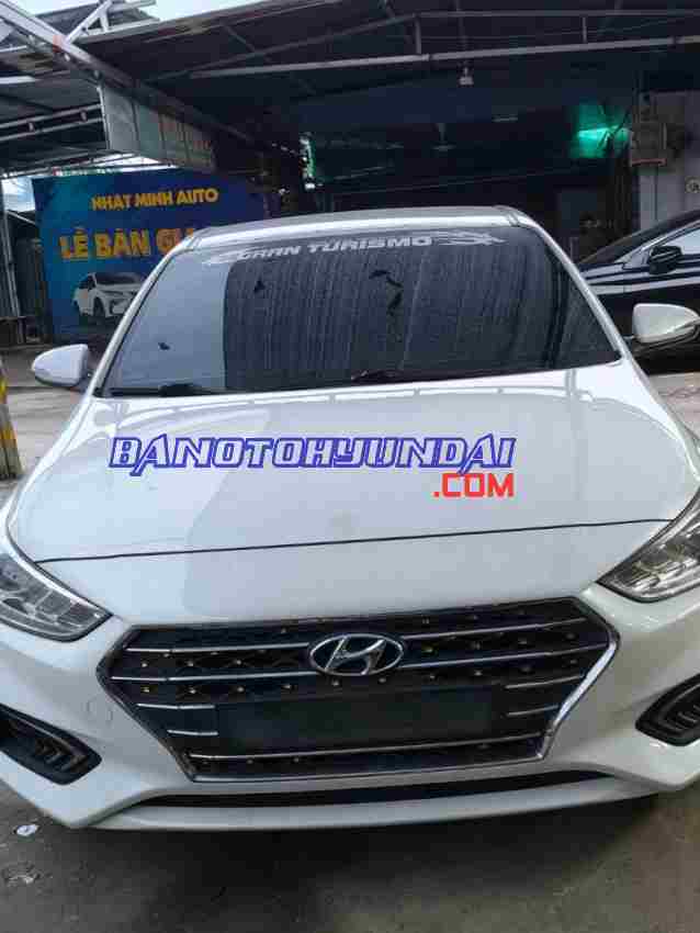 Cần bán xe Hyundai Accent 1.4 MT màu Trắng 2019