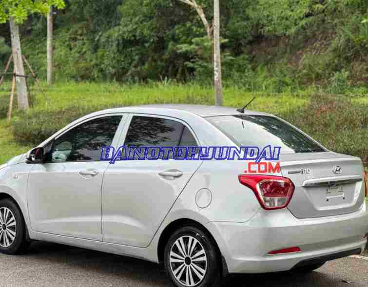 Cần bán gấp xe Hyundai i10 Grand 1.2 MT Base 2015 màu Bạc
