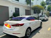 Xe Hyundai Elantra 2.0 AT đời 2017 đẹp bán gấp