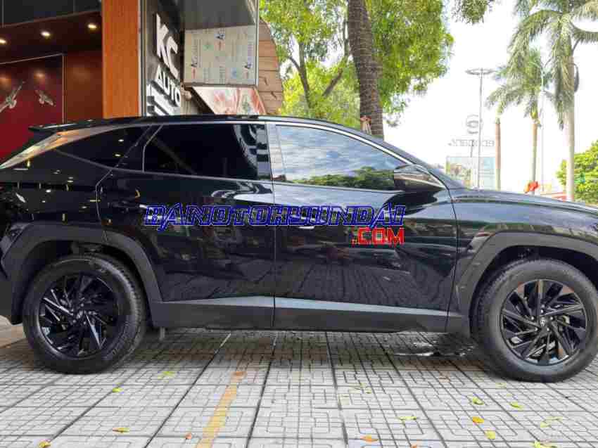 Cần bán gấp xe Hyundai Tucson 2.0 AT Đặc biệt năm 2024, màu Đen, Số tự động