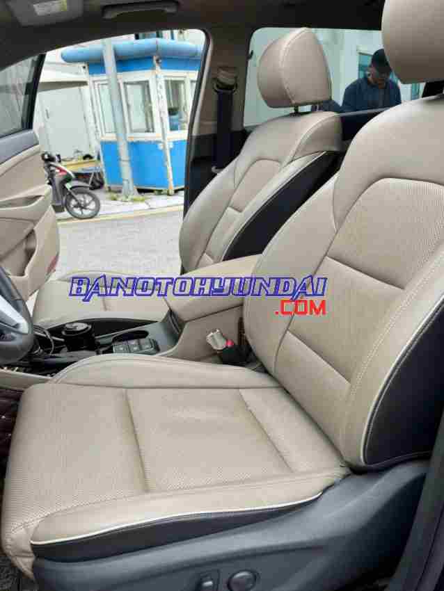 Cần bán gấp xe Hyundai Tucson 2.0 ATH 2020 màu Đen
