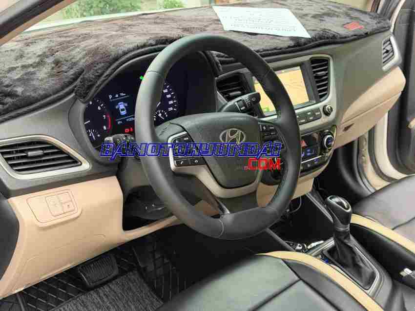 Cần bán xe Hyundai Accent 1.4 ATH màu Trắng 2019