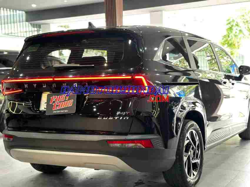 Hyundai Custin Cao Cấp 2.0T 2024, xe đẹp, hết ý
