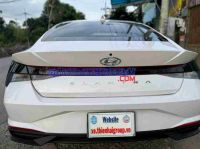 Cần bán gấp xe Hyundai Elantra 1.6 AT Tiêu chuẩn năm 2023, màu Trắng, Số tự động