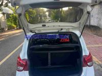 Cần bán gấp xe Hyundai i10 Grand 1.0 AT 2015 màu Trắng