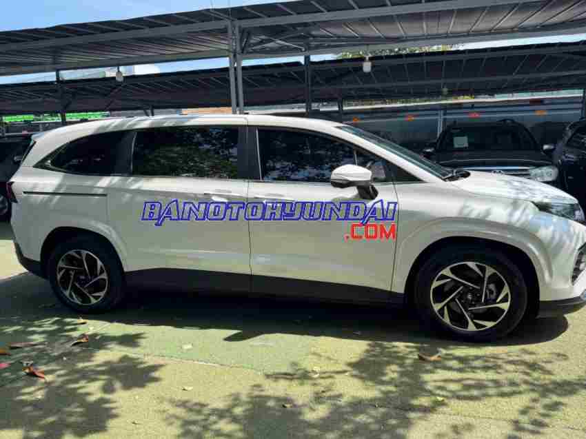 Cần bán xe Hyundai Custin Cao Cấp 2.0T 2024, xe đẹp