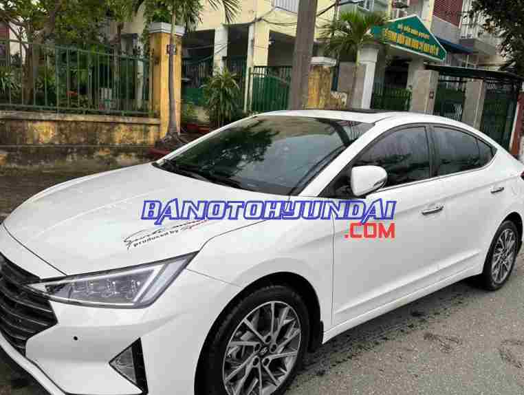Cần bán xe Hyundai Elantra 2.0 AT 2021, xe đẹp