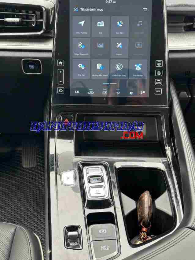 Hyundai Custin Tiêu Chuẩn 1.5T 2023 - Giá tốt